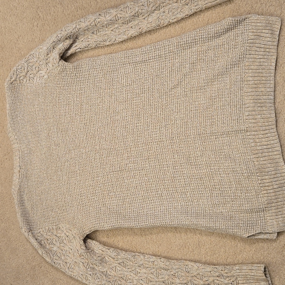 Oatmeal Sweater - Picture 5 of 6